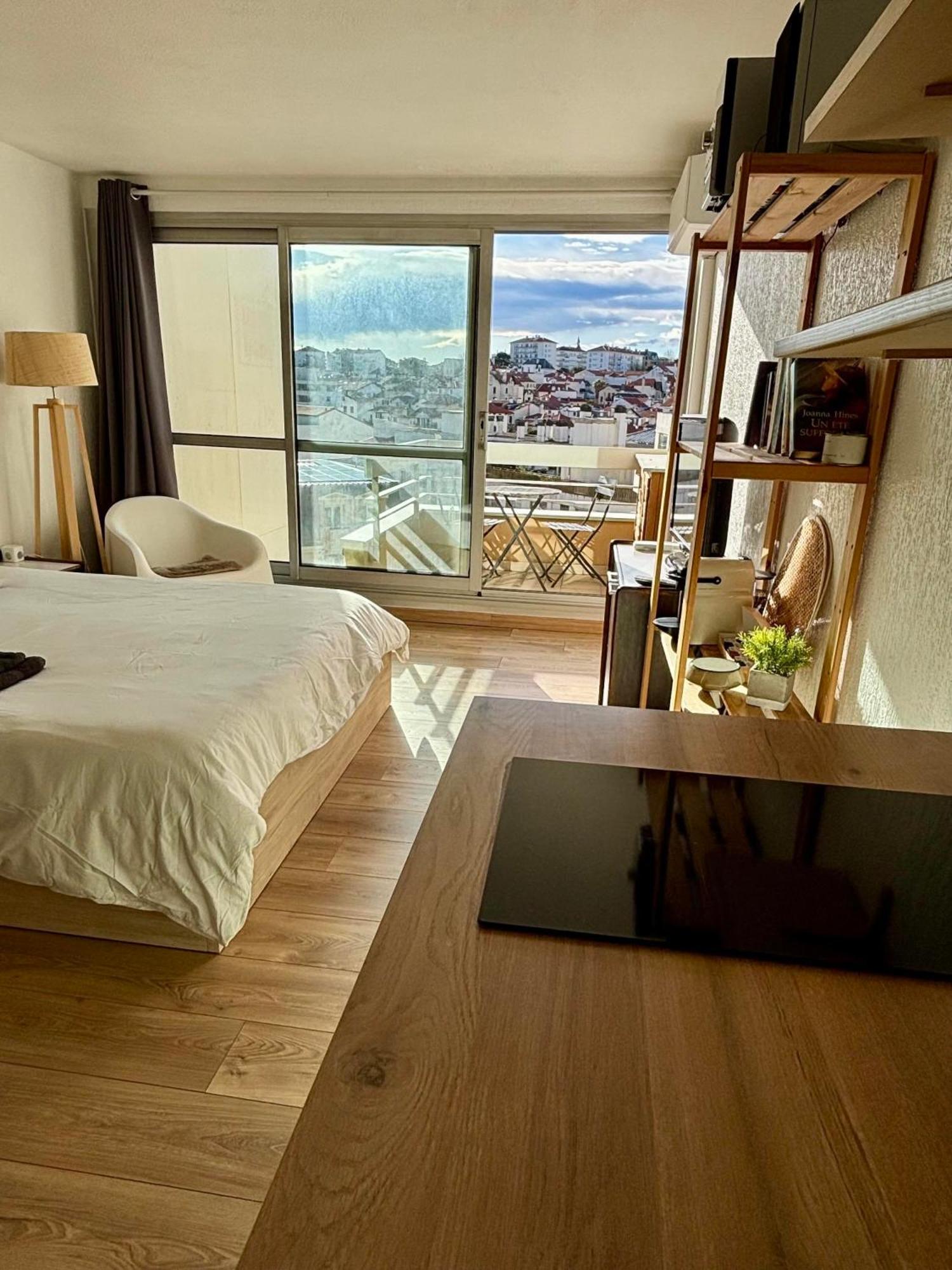 Et Piscine Sur La Grande Appartement