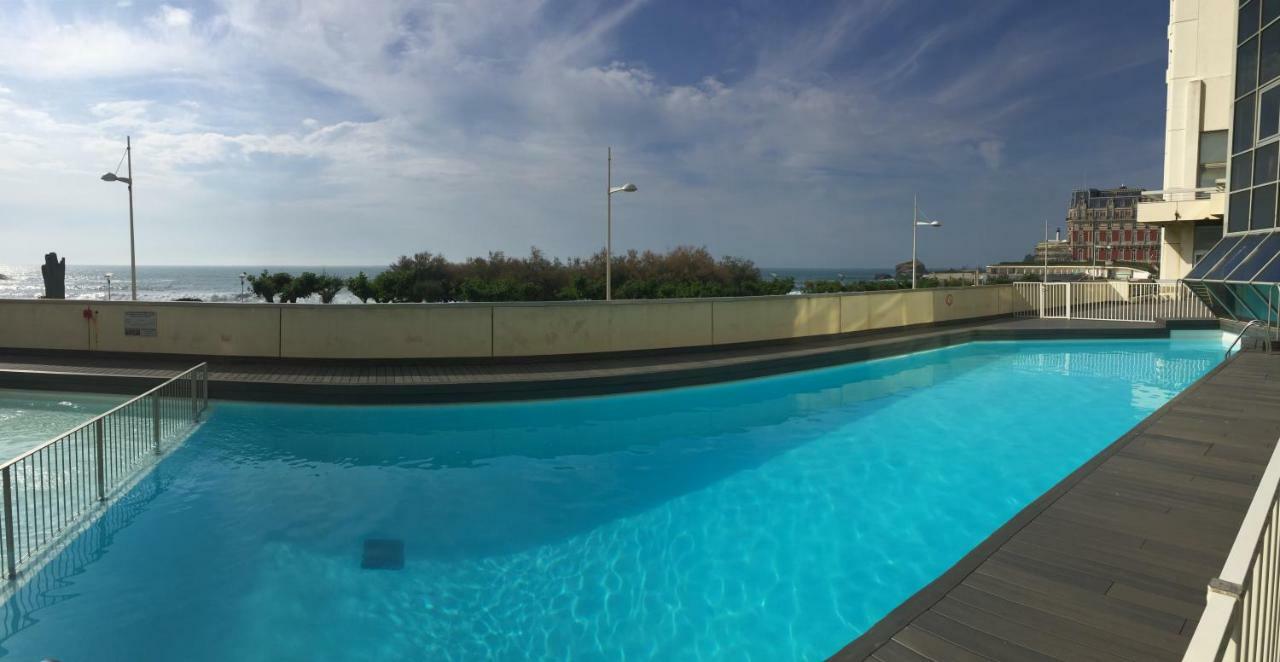 Et Piscine Sur La Grande Appartement